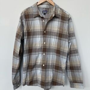 Patagonia | Men’s Organic Cotton Brown Plaid Button Down Shirt Front Pocket